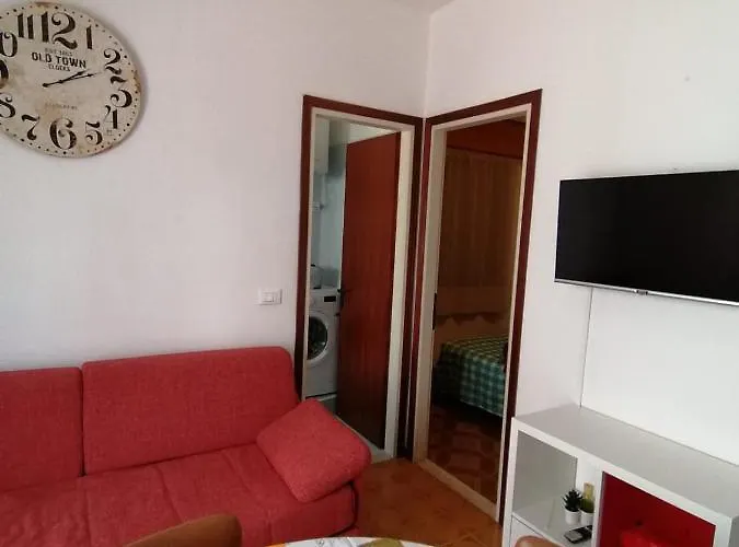 Bilocale Kenya Lägenhet *